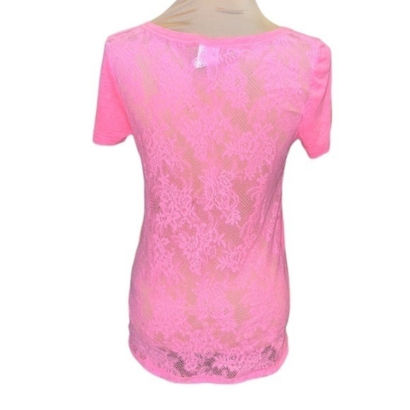 PINK Victoria’s Secret Lace Back V-neck Tee - Picture 3 of 4
